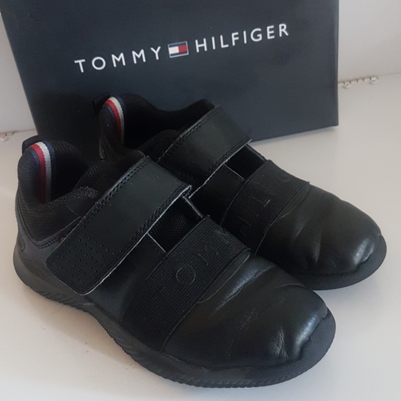 KID'S TOMMY HILFIGER RUNNER'S SZ1 - Picture 7 of 8